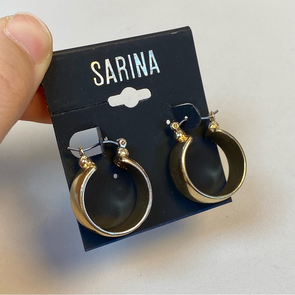 Sarina Bold Thick Gold Hoop Earrings - Picture 3 of 5